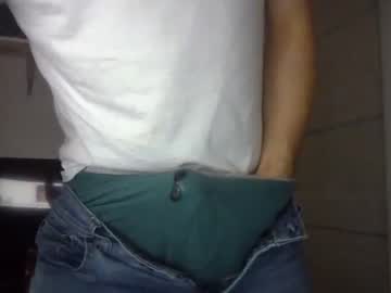 webcam man tommyboi_18 live cam image #3972651