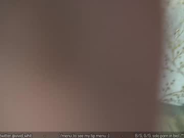 webcam girl vivid_whit live cam image #10149289