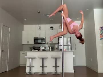 webcam girl gymbaejosie live cam image #6228208