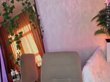webcam girl noreenestabrooks live cam image #12850751