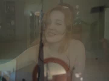 webcam girl tinatopp live cam image #1332229