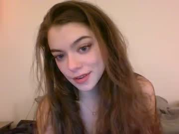 webcam girl rosegold18 live cam image #4151937