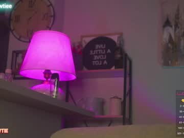 webcam girl _taylor_swift live cam image #5656080