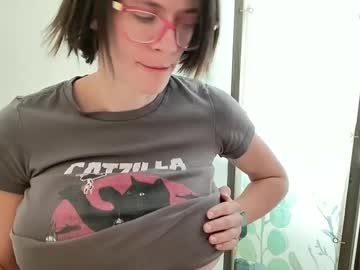 webcam girl naomi_reah live cam image #10712691