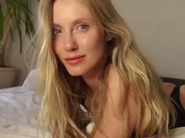 webcam girl my_lina live cam image #9587208