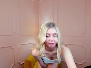 webcam girl cassie_palmer live cam image #5851834