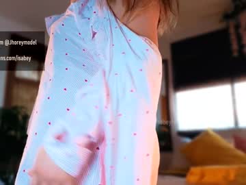 webcam girl isabeyferrec live cam image #8244242