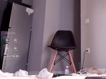webcam girl hee_jeen live cam image #9587375