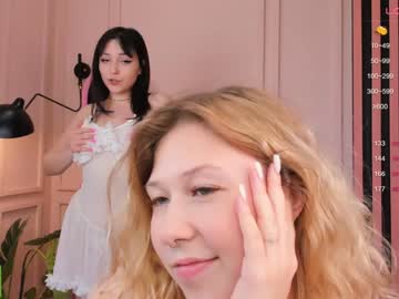 webcam girl chloe_catherine_mykers live cam image #7662165