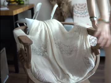 webcam girl diruriru live cam image #8996937