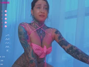 webcam girl nickyneck live cam image #8643094