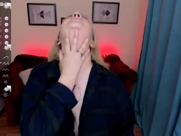 webcam girl yolandi_toit live cam image #3001717