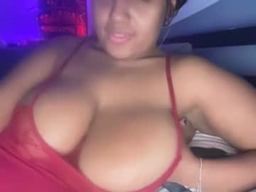 webcam girl blackgurlkitty live cam image #3909758