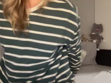 webcam girl angel_from_sky live cam image #7207380