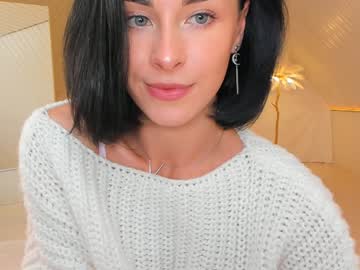 webcam girl uwunikaa live cam image #10805664