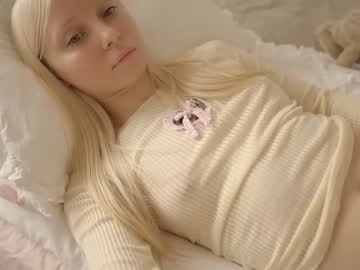 webcam girl pureangeldolores live cam image #8960116