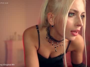 webcam girl artmosphera live cam image #5932120