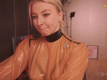 webcam girl bronnica live cam image #5243232