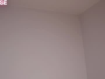 webcam girl careful_i_bite live cam image #10504668