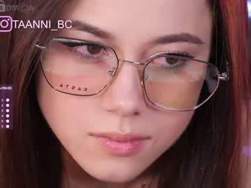 webcam girl taanni_bc live cam image #4877806