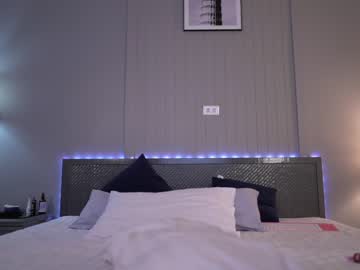 webcam girl cute__foxy live cam image #6011380