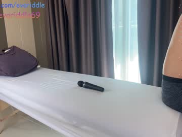 webcam couple eva_nathan live cam image #7932341