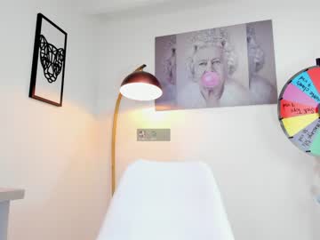 webcam girl missniley live cam image #8681803