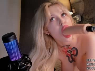 webcam girl crystalreves live cam image #3288000