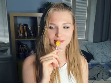 webcam girl paradise_for_two live cam image #9992713