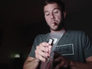 webcam man alwayzhigh live cam image #3337207