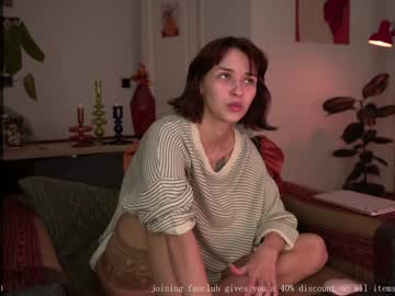 webcam girl diruriru live cam image #11130384