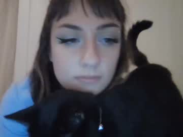 webcam girl snackaroni live cam image #1193586
