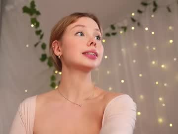 webcam girl april_blush live cam image #12239270