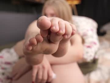 webcam girl kateharrise live cam image #10258642
