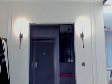 webcam girl angella_kleee live cam image #7500821