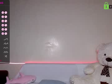 webcam girl fallen_angel_18 live cam image #7438957