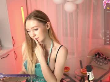 webcam girl avroramy live cam image #11573829