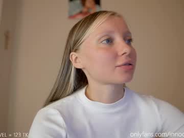 webcam girl pureangeldolores live cam image #7324668