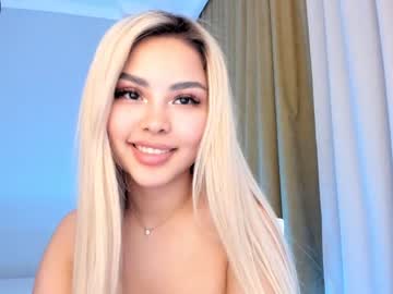 webcam girl bae_suz live cam image #463725