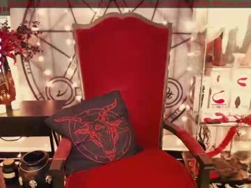 webcam girl lilithdarque live cam image #1117822