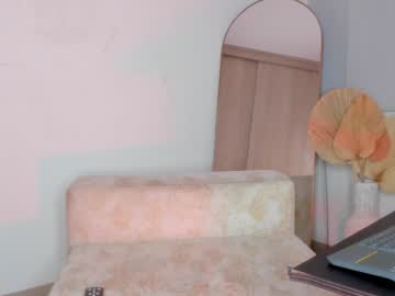 webcam girl swt_molly live cam image #10761851