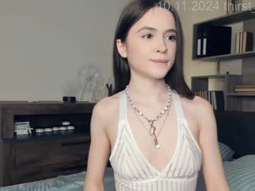 webcam girl thirst_to_love live cam image #10739730