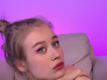 webcam girl shycinderella live cam image #689021