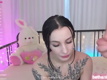 webcam couple bethanie_derek live cam image #1663685