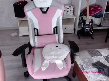 webcam girl alla016 live cam image #3812917