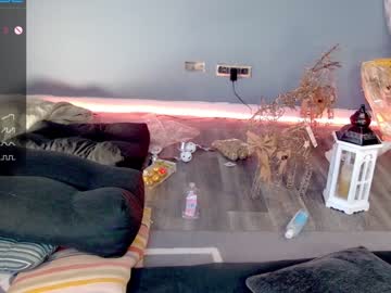 webcam girl careful_i_bite live cam image #4252156