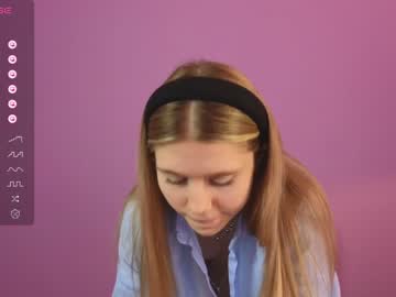 webcam girl alisia_spinnet live cam image #8174544