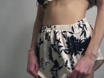 webcam girl arielday live cam image #7943036