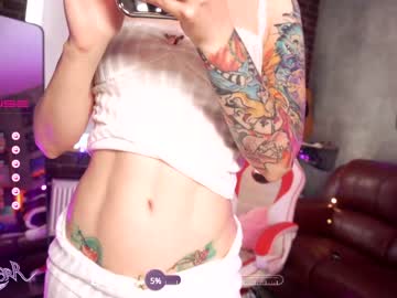 webcam girl awondrr live cam image #8679583