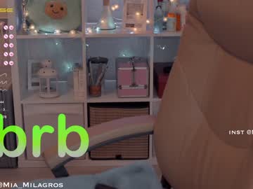 webcam girl mia_milagros live cam image #4692931
